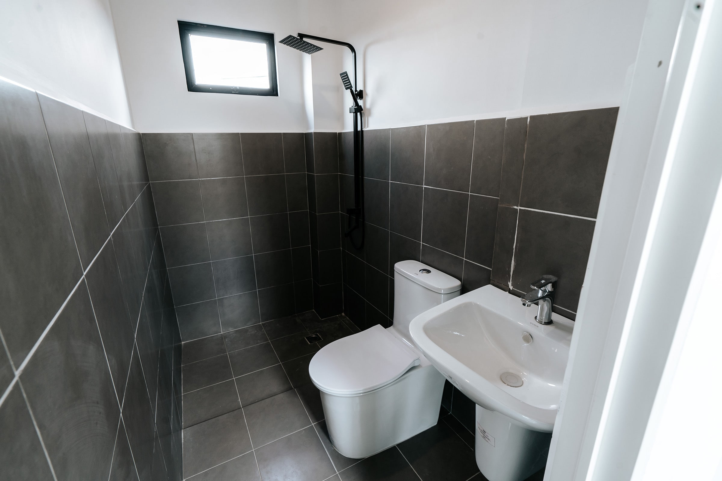 Charles-70-interior-5