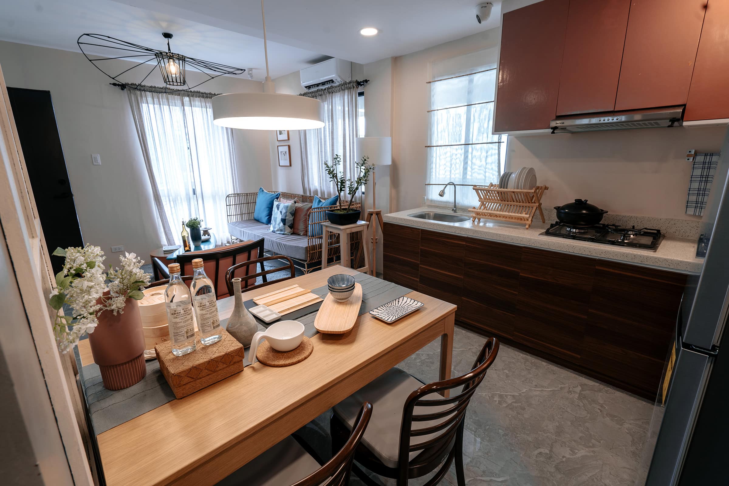 Christie-90-interior-6