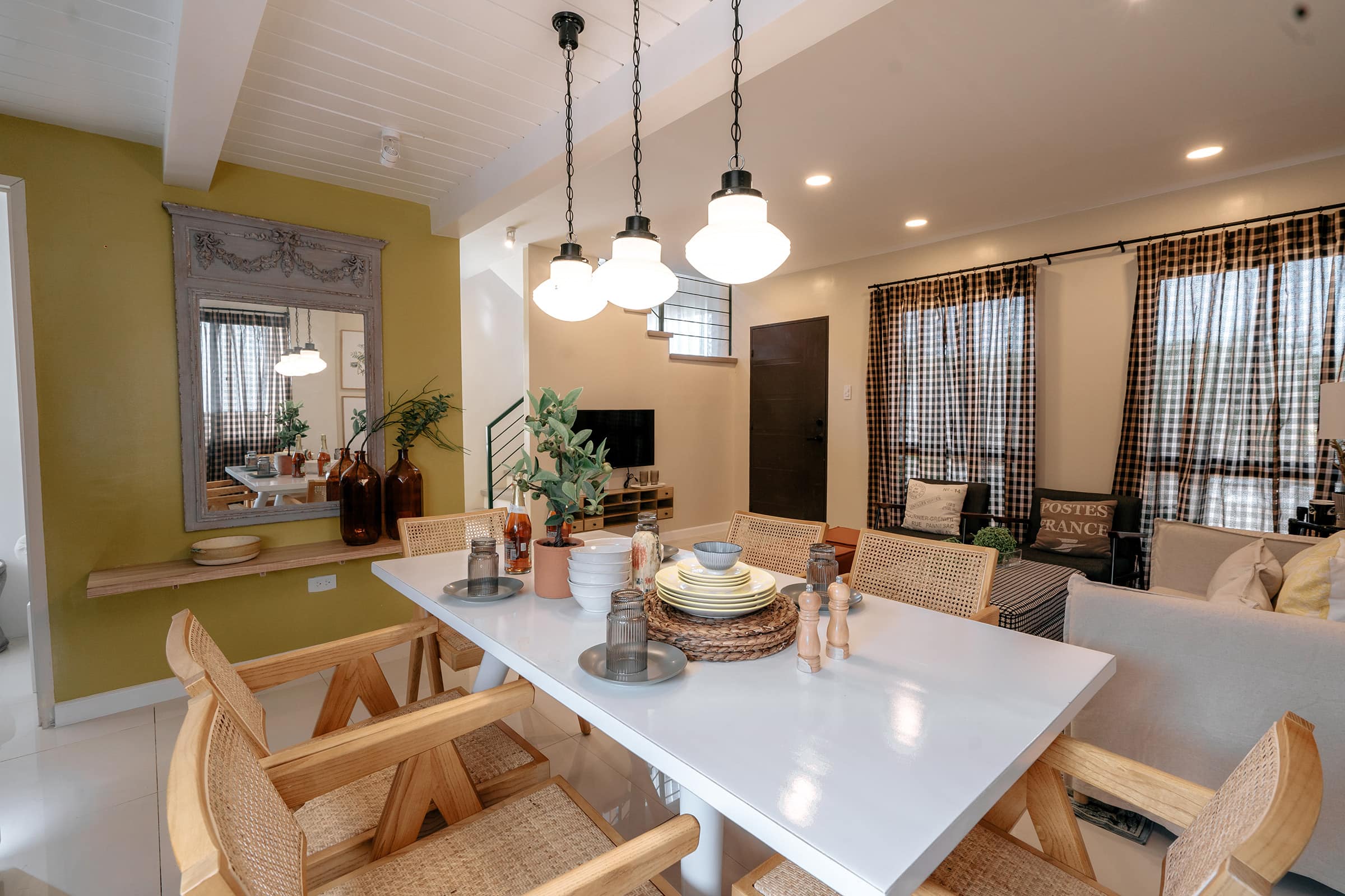 Copy of Corin-120-interior-12