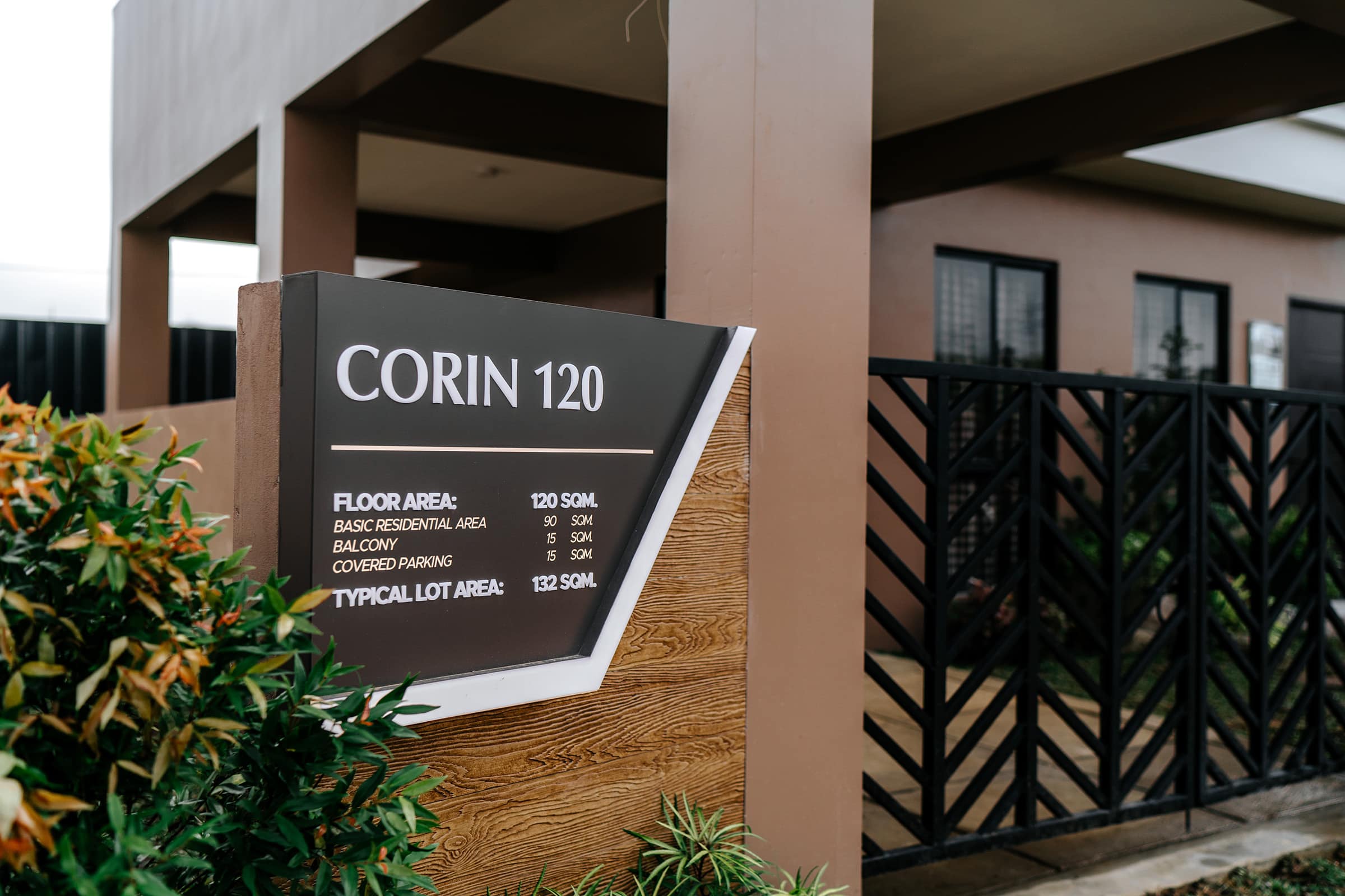 Corin-120-exterior-4