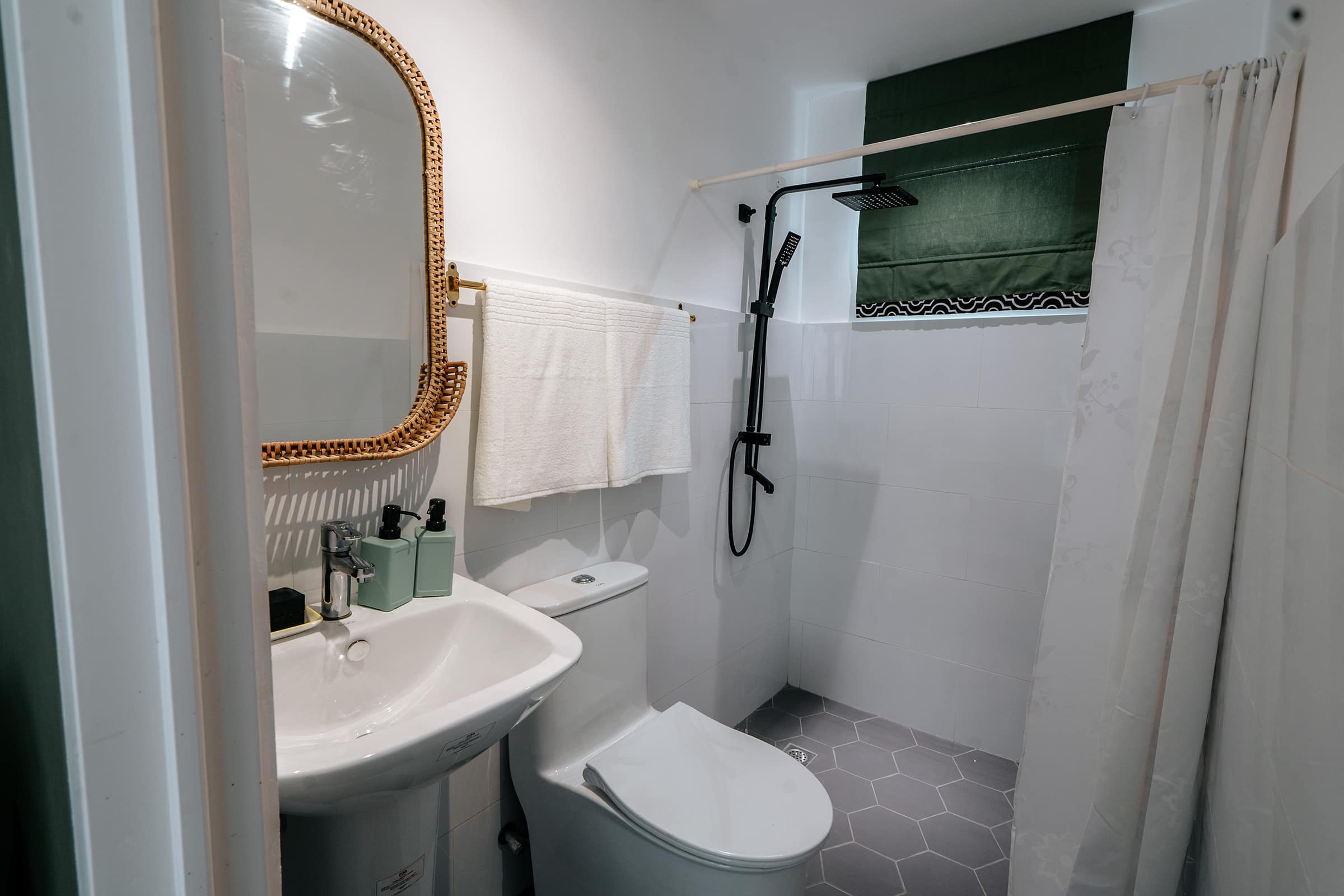 Corin-120-interior-6